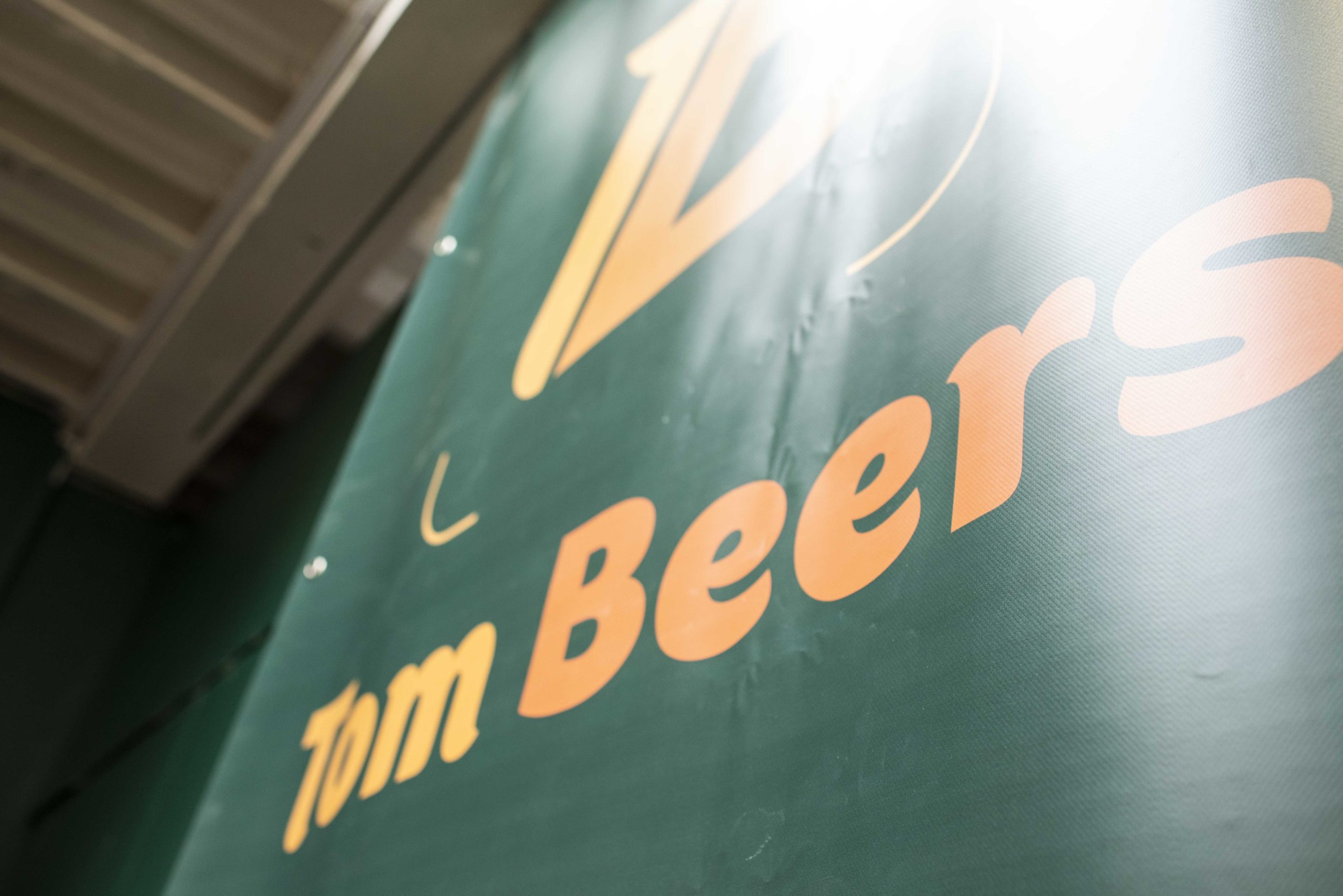 photo d’un projet d’architecte d’intérieur à Genève : Tom's beer , arcade commerciale