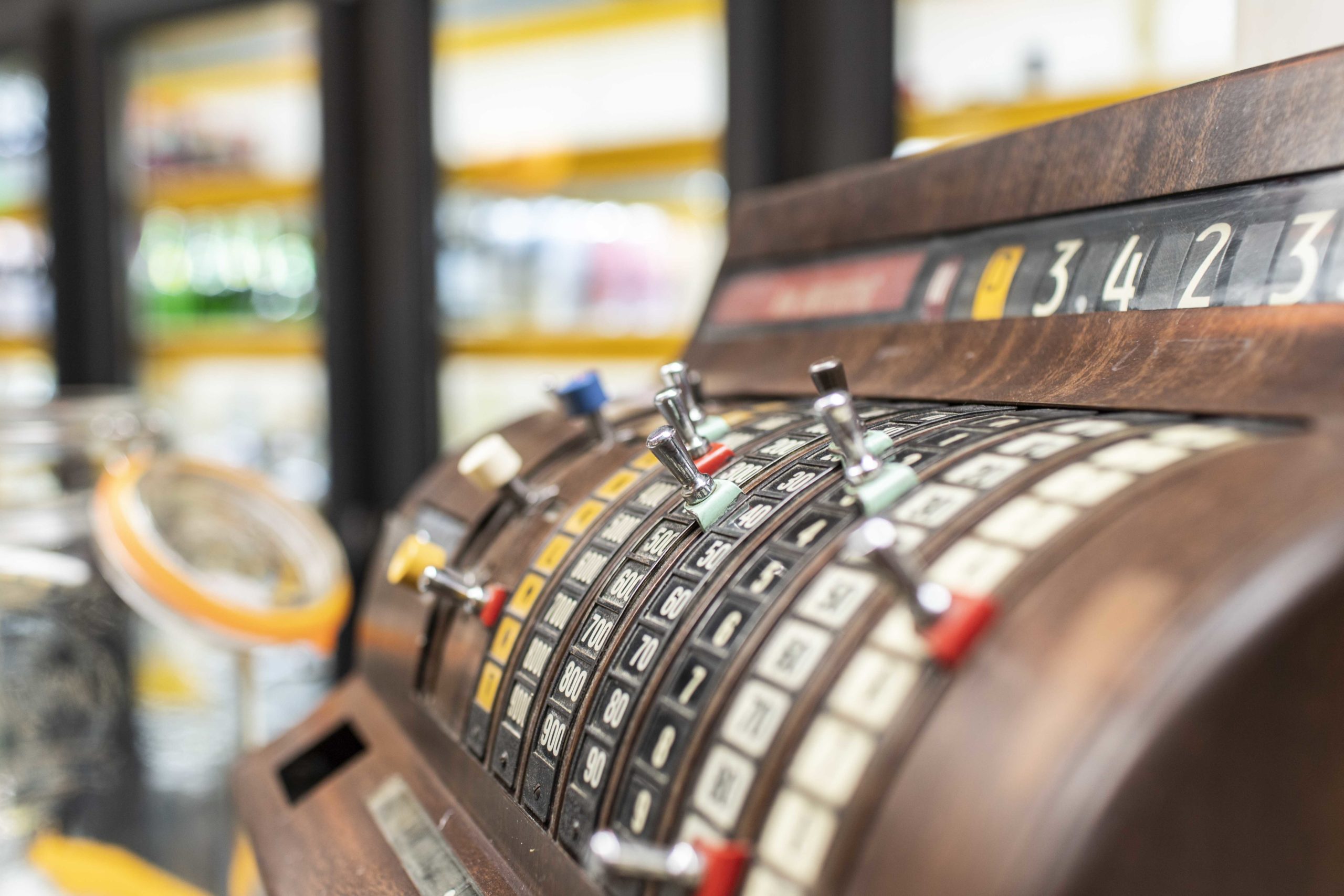 photo d’un projet d’architecte d’intérieur à Genève : Tom's beer , arcade commerciale