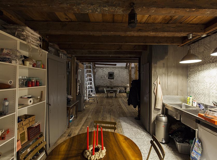 photo d’un projet d’architecte d’intérieur à Genève : aménagement d'une grange pour un atelier d'artiste